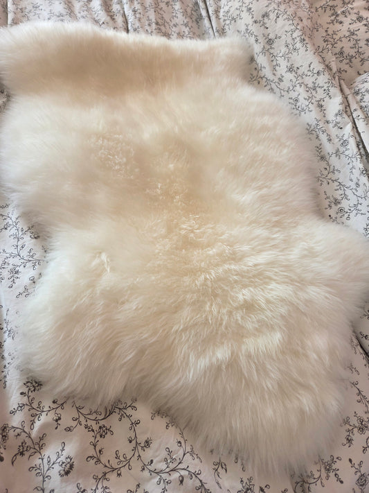 Merino B grade sheepskins